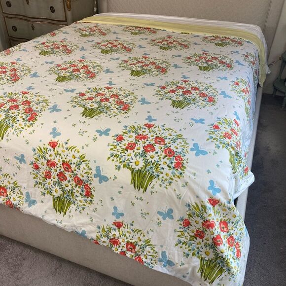Vintage Morgan Jones Floral Bedding Red Poppies “ with Blue Accents queen - Picture 4 of 5